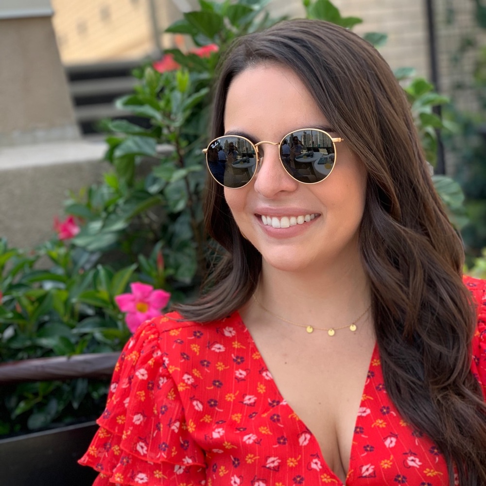 Meet your Posher, Miriam